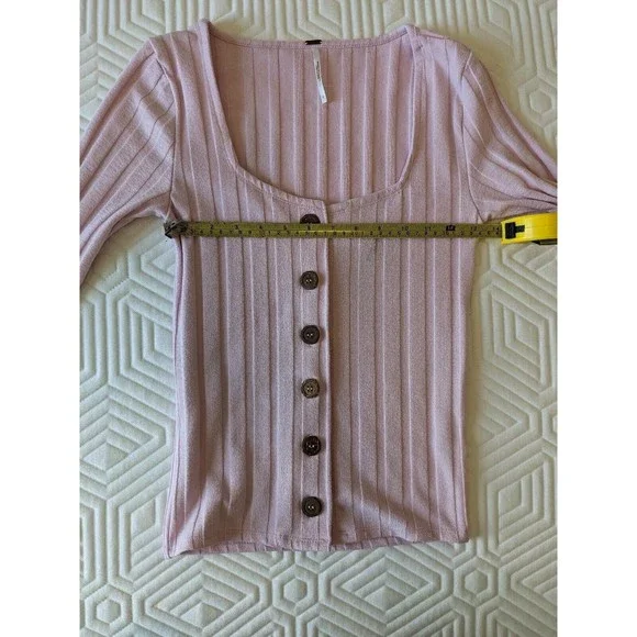 FREE PEOPLE Central Park Women's Blush Pink Ribbed Knit Button Down Top Size S - Picture 7 of 8
